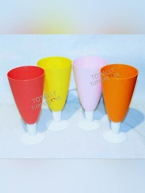 🆕Tupperware®️ Parfait Dessert Cups Set of 4 Summer Colors